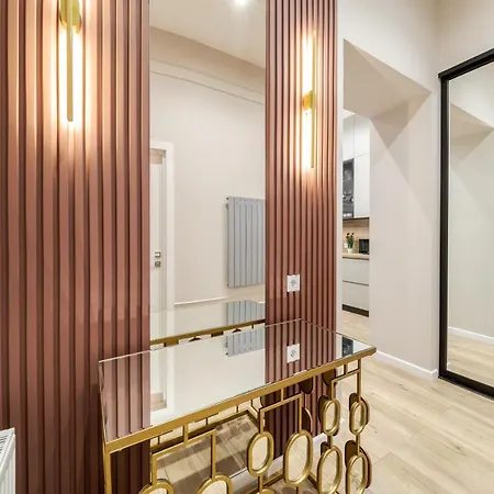 Apartment Leogrand On Leontovicha 17 Lviv