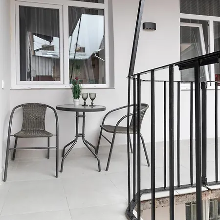 Leogrand On Leontovicha 17 Apartment Lviv